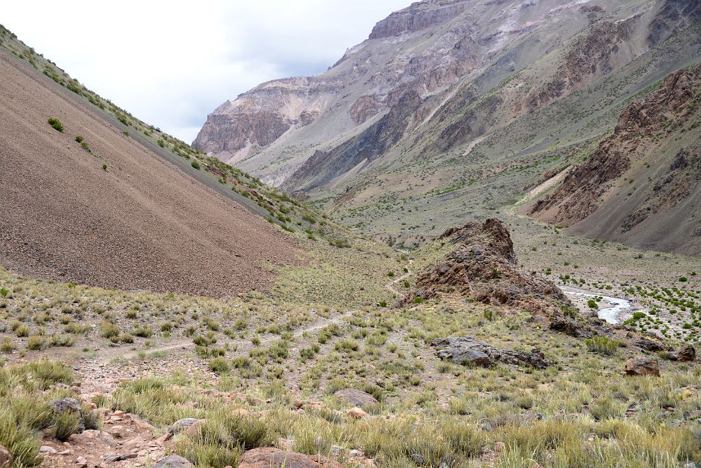 07 The Trail Follows The Vacas River From Punta de Vacas Towards Pampa de Lenas On The Trek To Aconcagua Plaza Argentina Base Camp